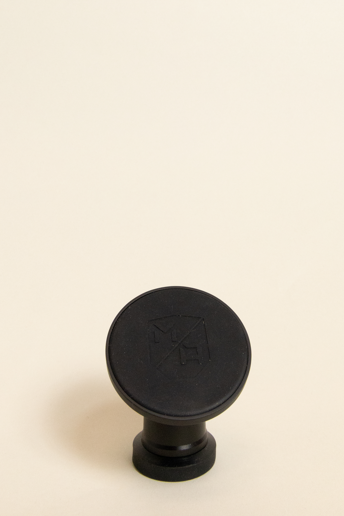 Empire x MobArmor Phone Mount