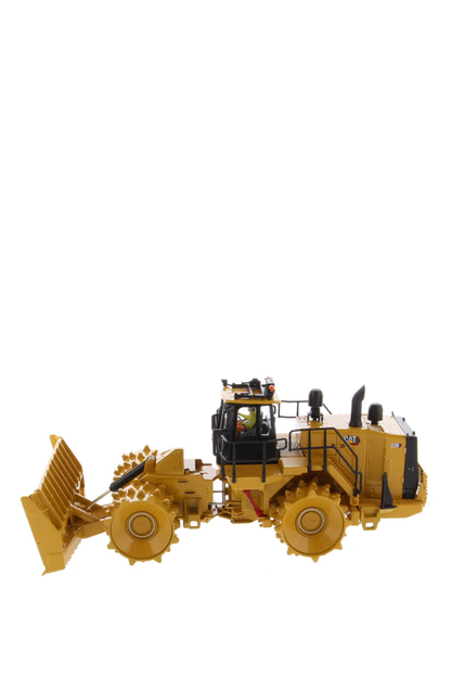 Cat 836 Landfill Compactor